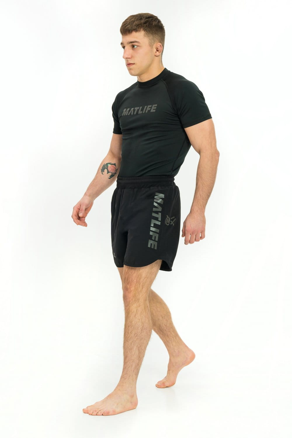 "DARKNESS" shorts