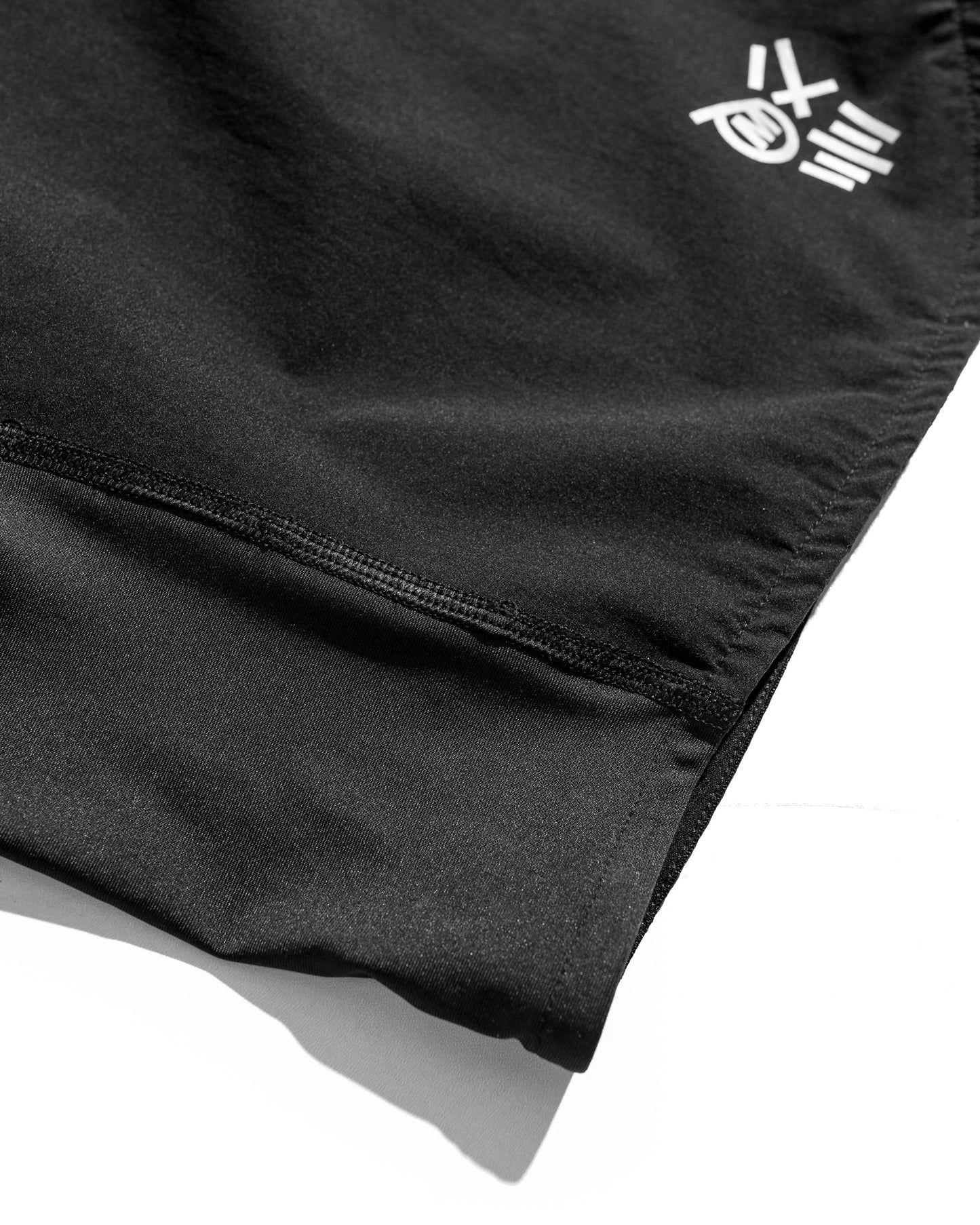 Short "COMBAT PRO"
