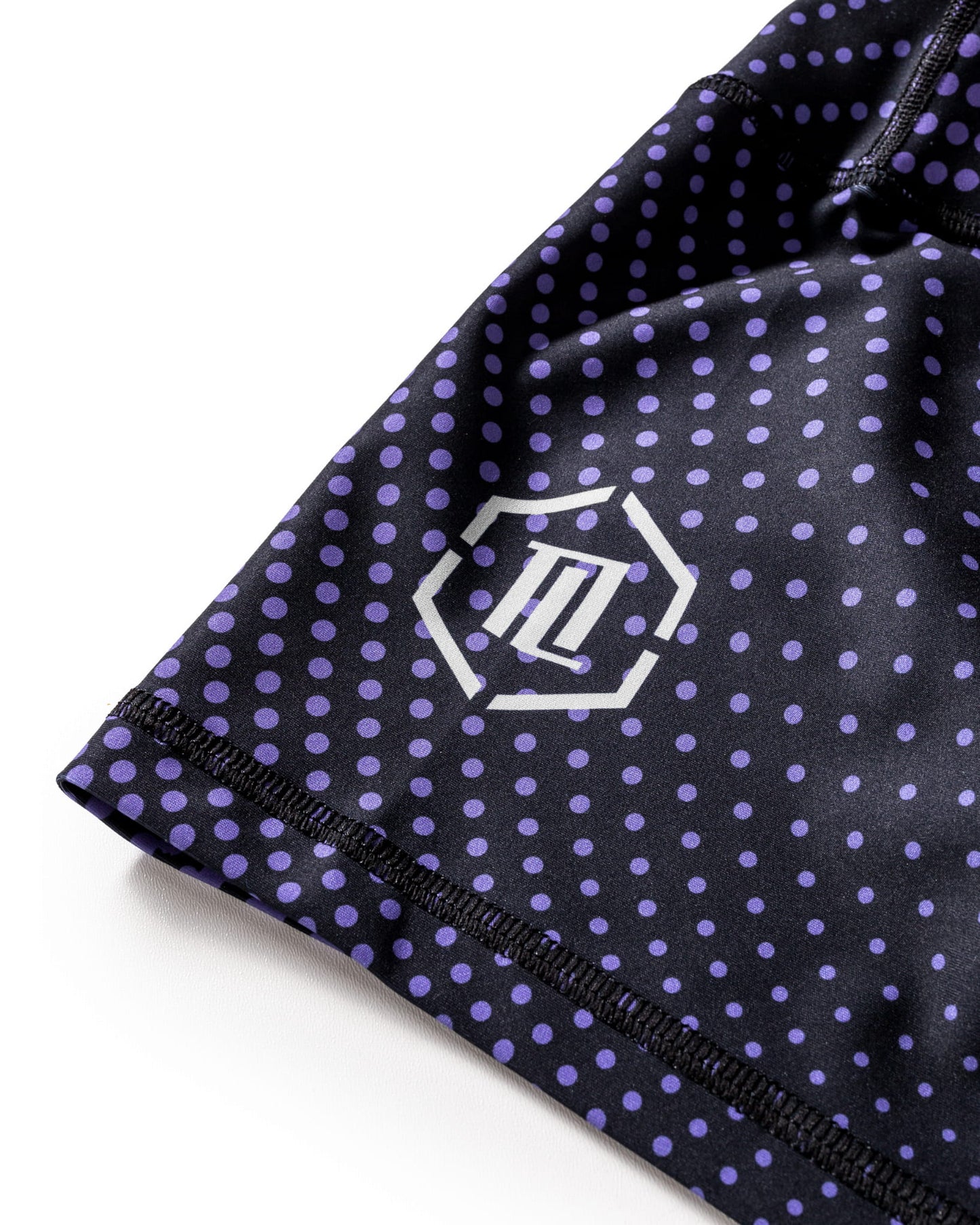 "CIRCLES" SPORTS SHORTS